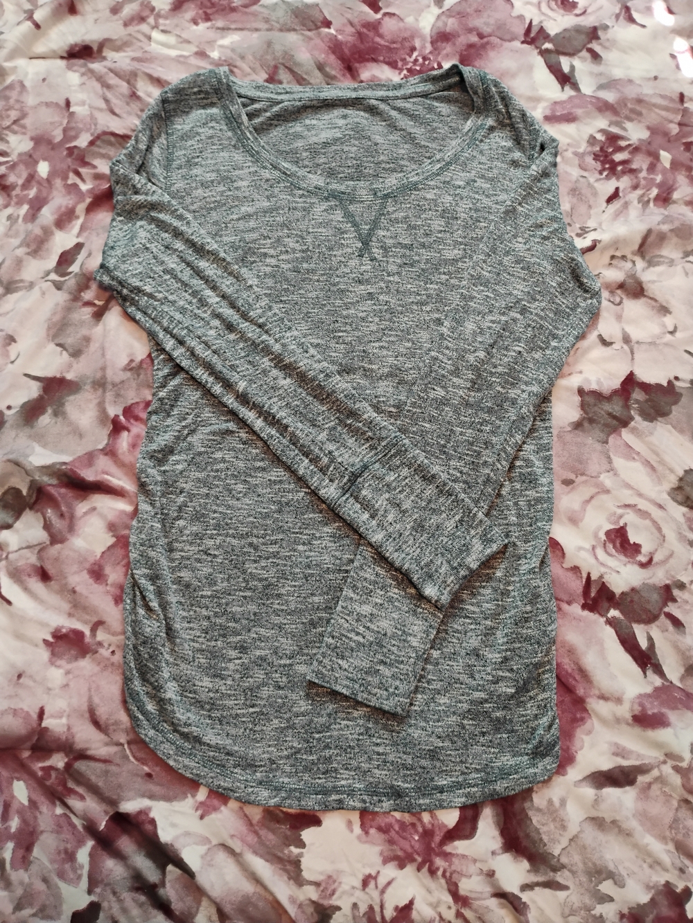 Women’s Liz Lange Maternity BlueLong Sleeve Size M